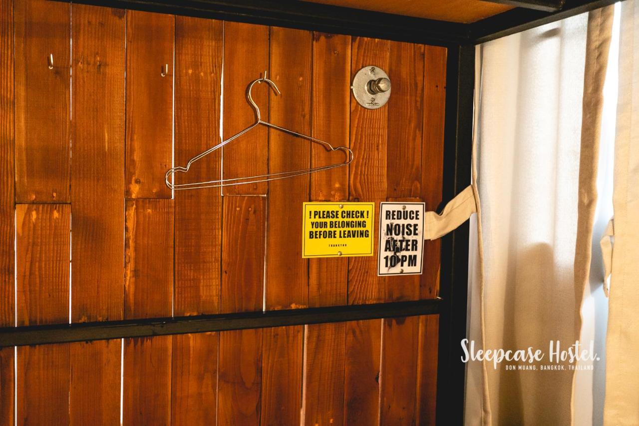 Sleepcase Hostel Бангкок Экстерьер фото