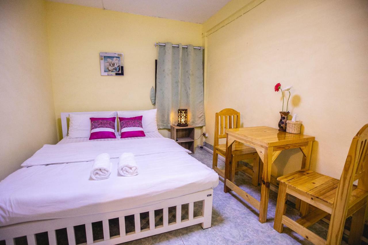 Sleepcase Hostel Бангкок Экстерьер фото